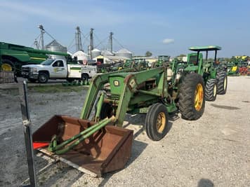 Main image John Deere 1520